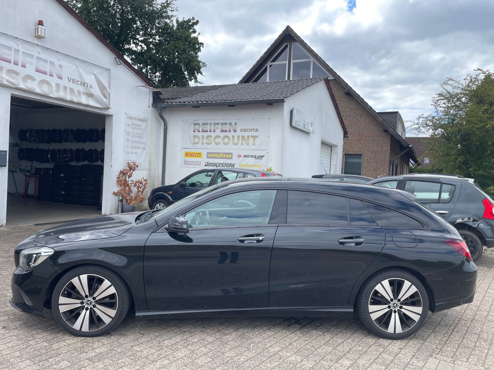 Mercedes CLA Shooting Brake 2018, 2.1D dīzelis, Automāts, Universāls, Melns — Latvijā