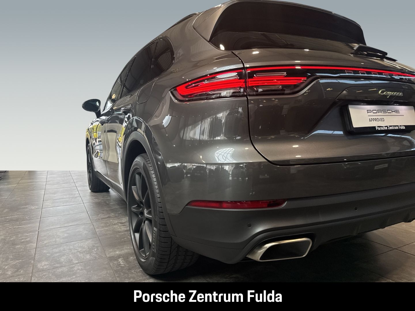 Porsche Cayenne E-Hybrid Surround-View Luftfederung foto 16