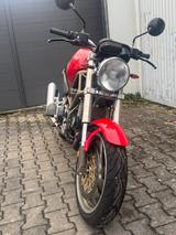 Ducati M900 Monster -Klassiker mit Mikuni-Flachschieber - DUCATI MONSTER 900