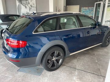 Audi A4 Allroad - 9