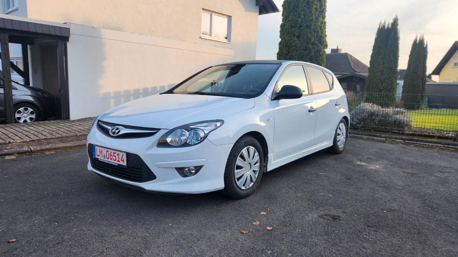 Hyundai i30 FIFAWM Edition/Euro5/Klima/Alus/6Gang/Export