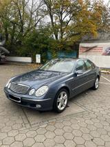 Mercedes-Benz Mercedes E320 V6 - E Klasse Limousine - Mercedes-Benz E 320 Gebrauchtwagen in Berlin