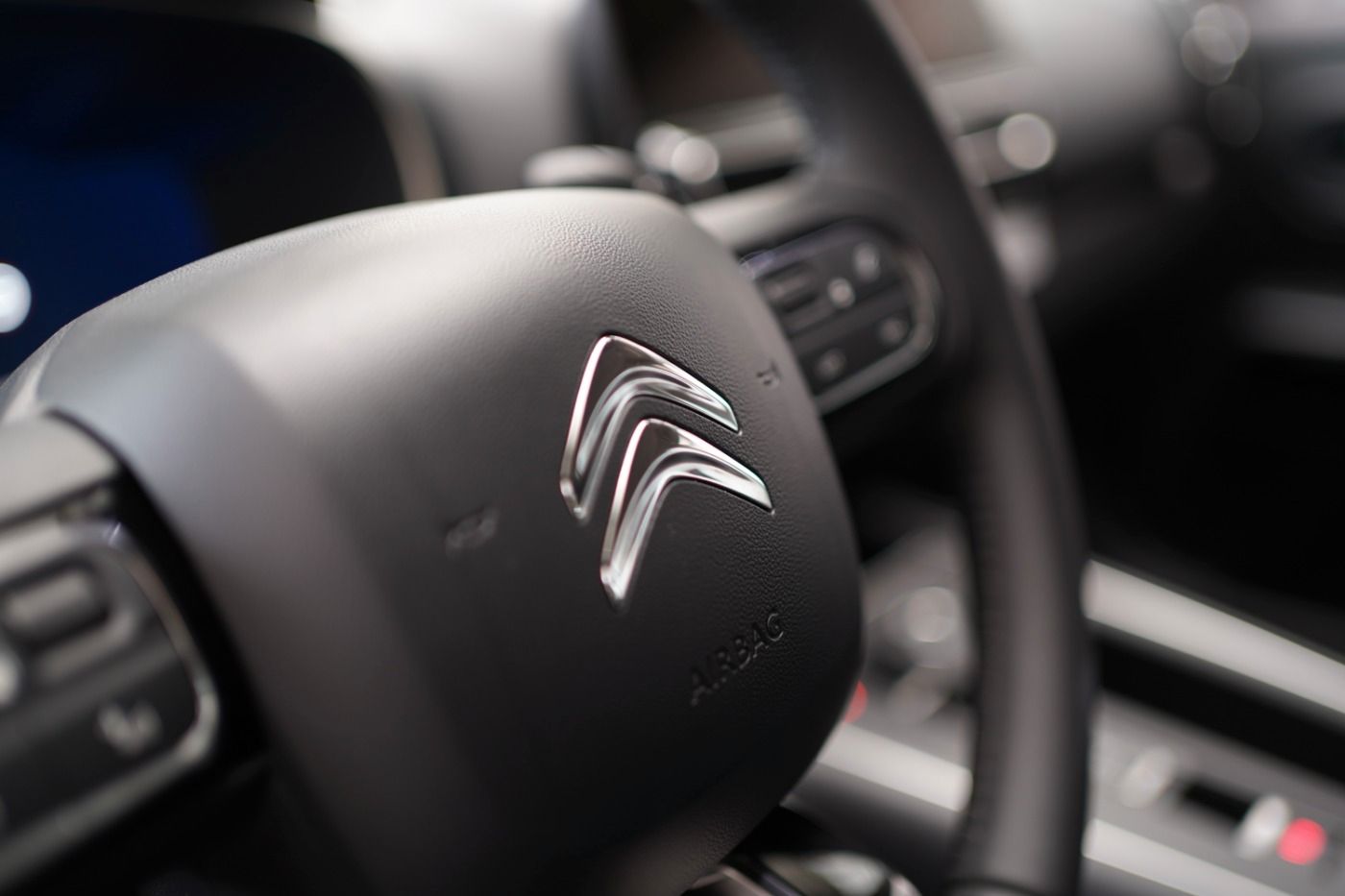 Fahrzeugabbildung Citroën C5 Aircross Hybrid 145 Max e-DCS6 Automatik Navi