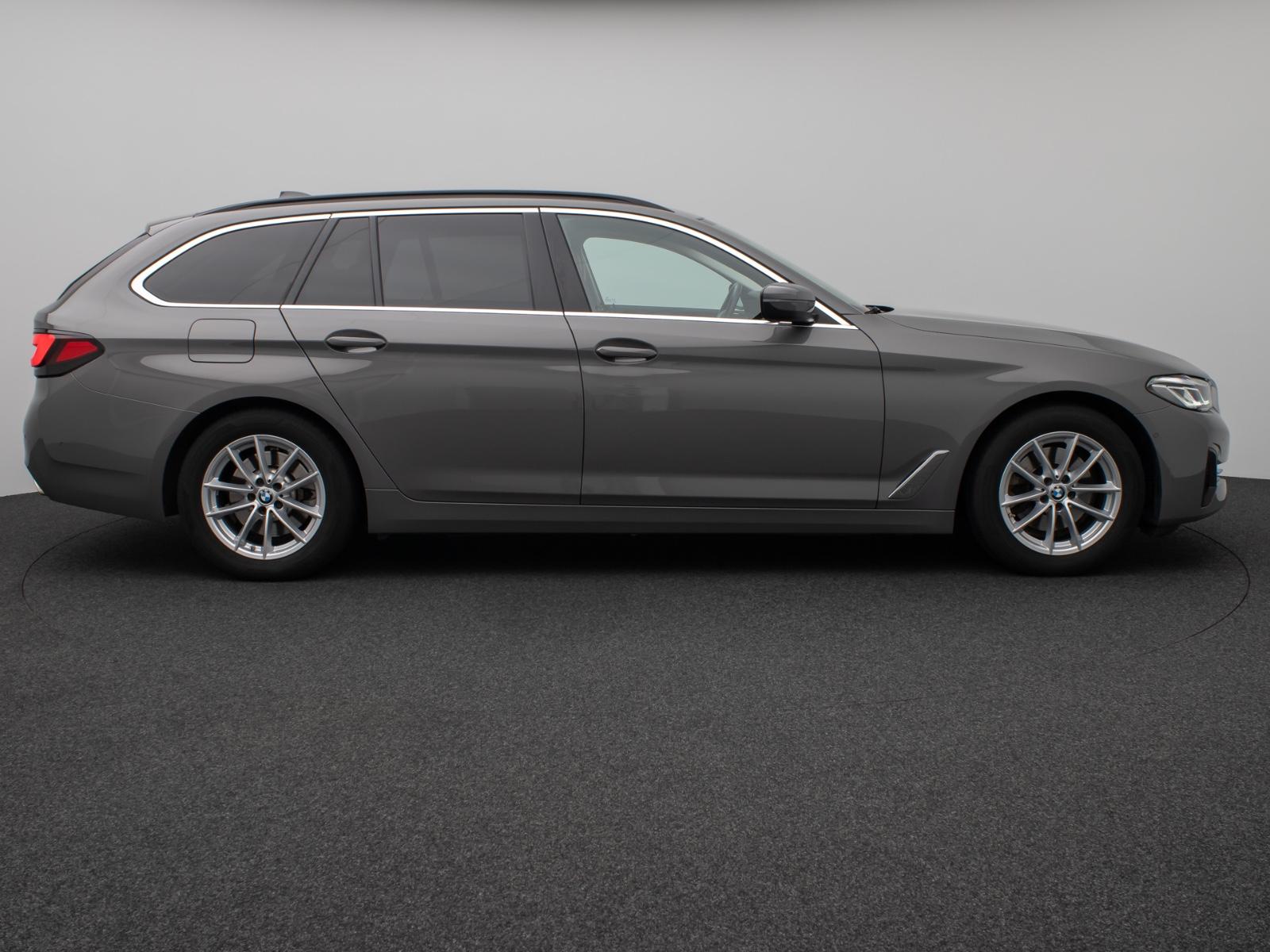 BMW 520 d Kamera HUD DAB Lenkrhzg Massage AHK Alarm, миниатюра 5