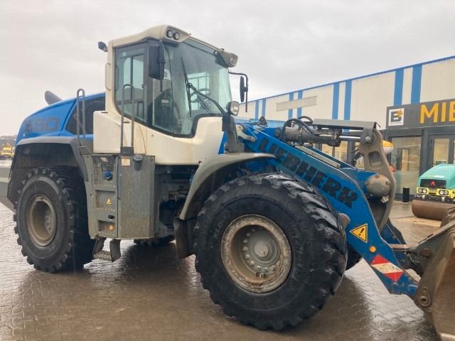 Liebherr L550 XPower 