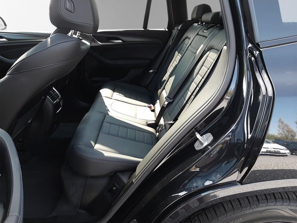 BMW iX3 - Bild 15