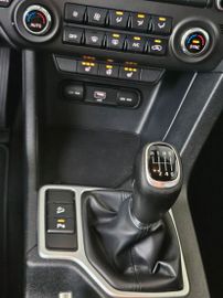 Kia Sportage Vision 2WD-NAVI-SHZG-AHK-SR+WR-ALU