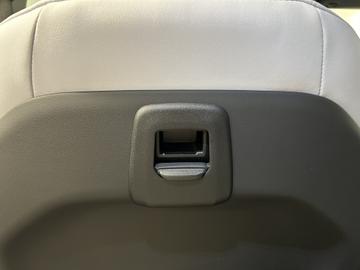 2025 BMW IX3 缩略图 17