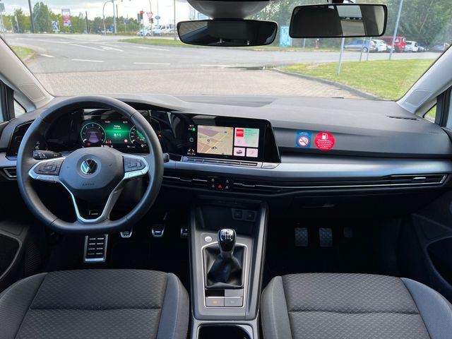 Golf VIII Active 2.0 TDI LED TRAVEL PDC