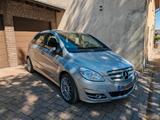 Mercedes-Benz B 180 BlueEFFICIENCY -Familienbesitz, TÜV 11/27 - : Van, Familien