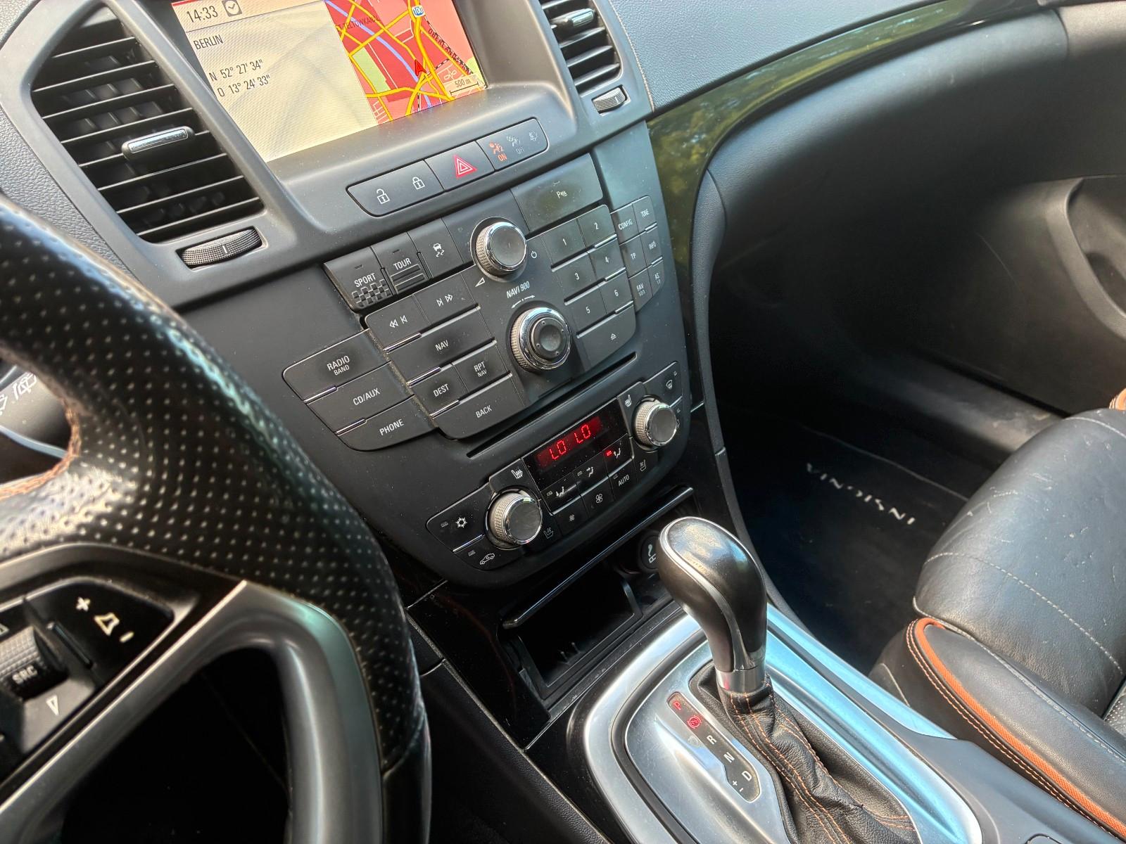 Opel Insignia 2012 — photo 13