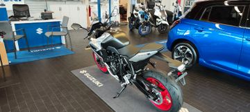 Suzuki GSX-8R