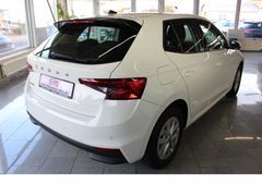 Fahrzeugabbildung Skoda Fabia Ambition 1.0 Apple CarPlay,Android Auto,Wi