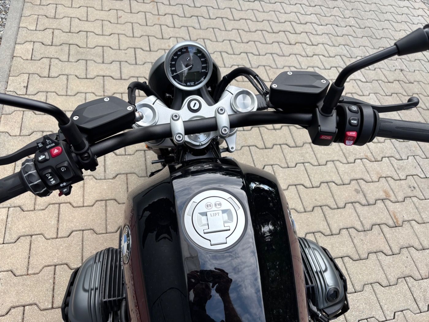 Fahrzeugabbildung BMW R 12 Komfort- und Soziuspaket