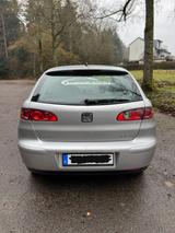 Seat Ibiza 1.4 16V 55 kW Signo Signo - Seat Ibiza aus 2003: 1.4