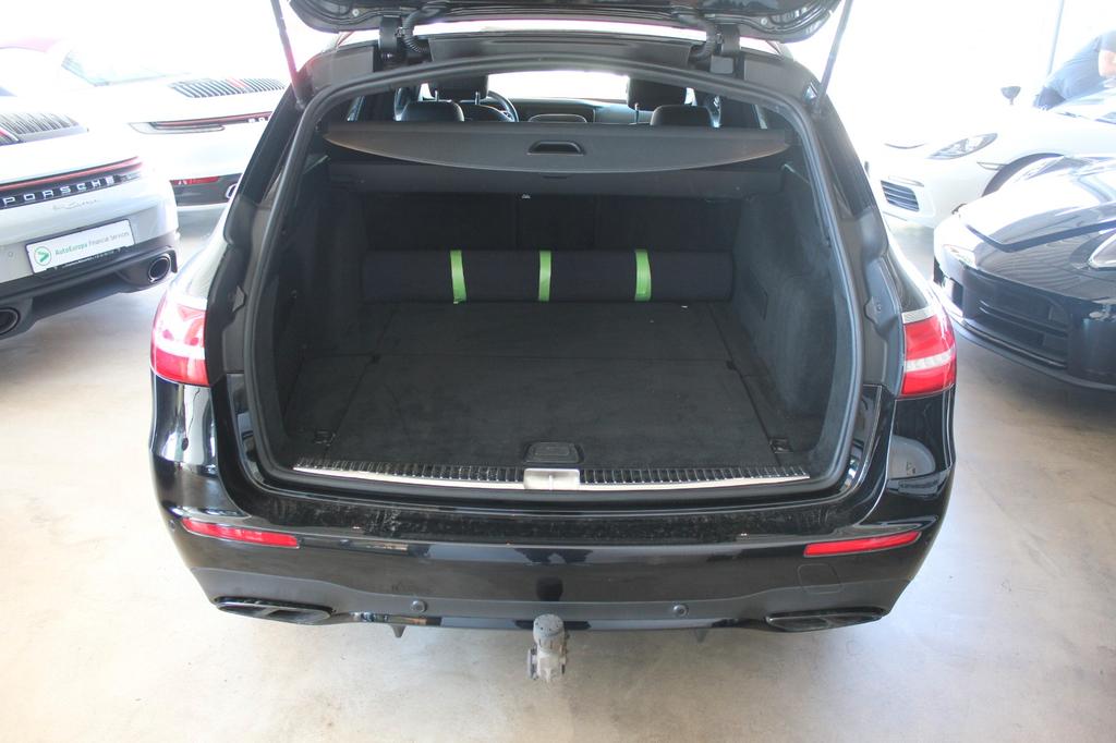 Mercedes-Benz E 43 AMG