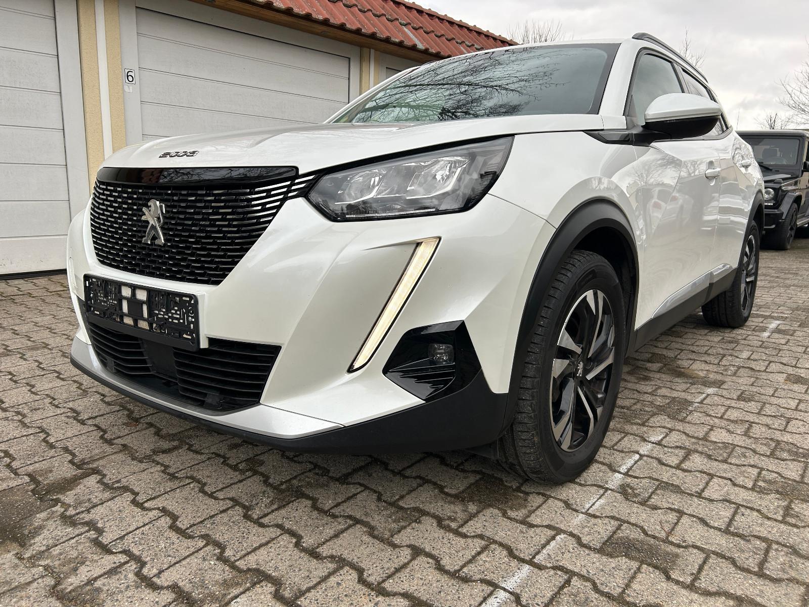 Peugeot 2008 Allure Pack LED NAVI KAMERA TEILLEDER
