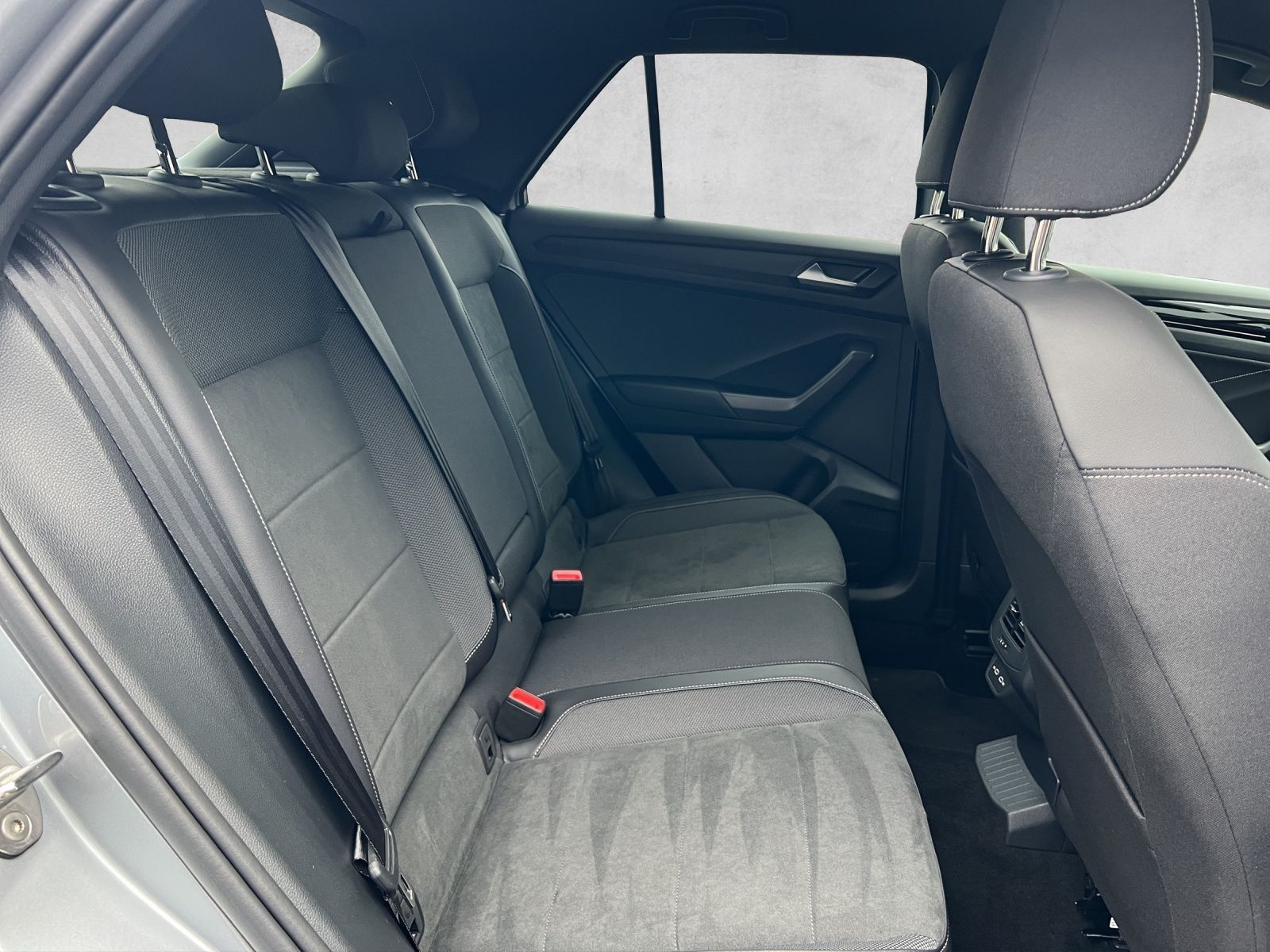 T-Roc R-Line 1.5 TSI DSG LED*Navi*ACC