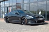 Nissan GT-R Premium Edition - Nissan GT-R: Premium Edition