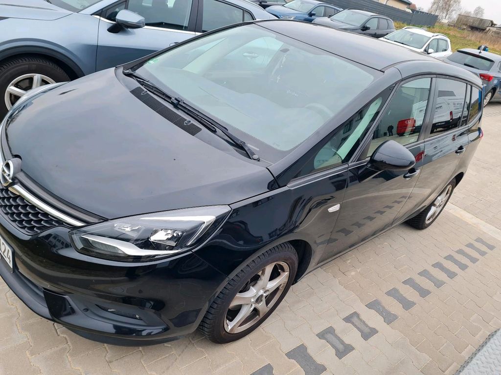 Image of Opel Zafira Tourer