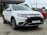 Mitsubishi Outlander Diamant Edit.2WD AUTOMATIK NAVI KAMERA - gebrauchte Mitsubishi Outlander aus dem Jahr 2020