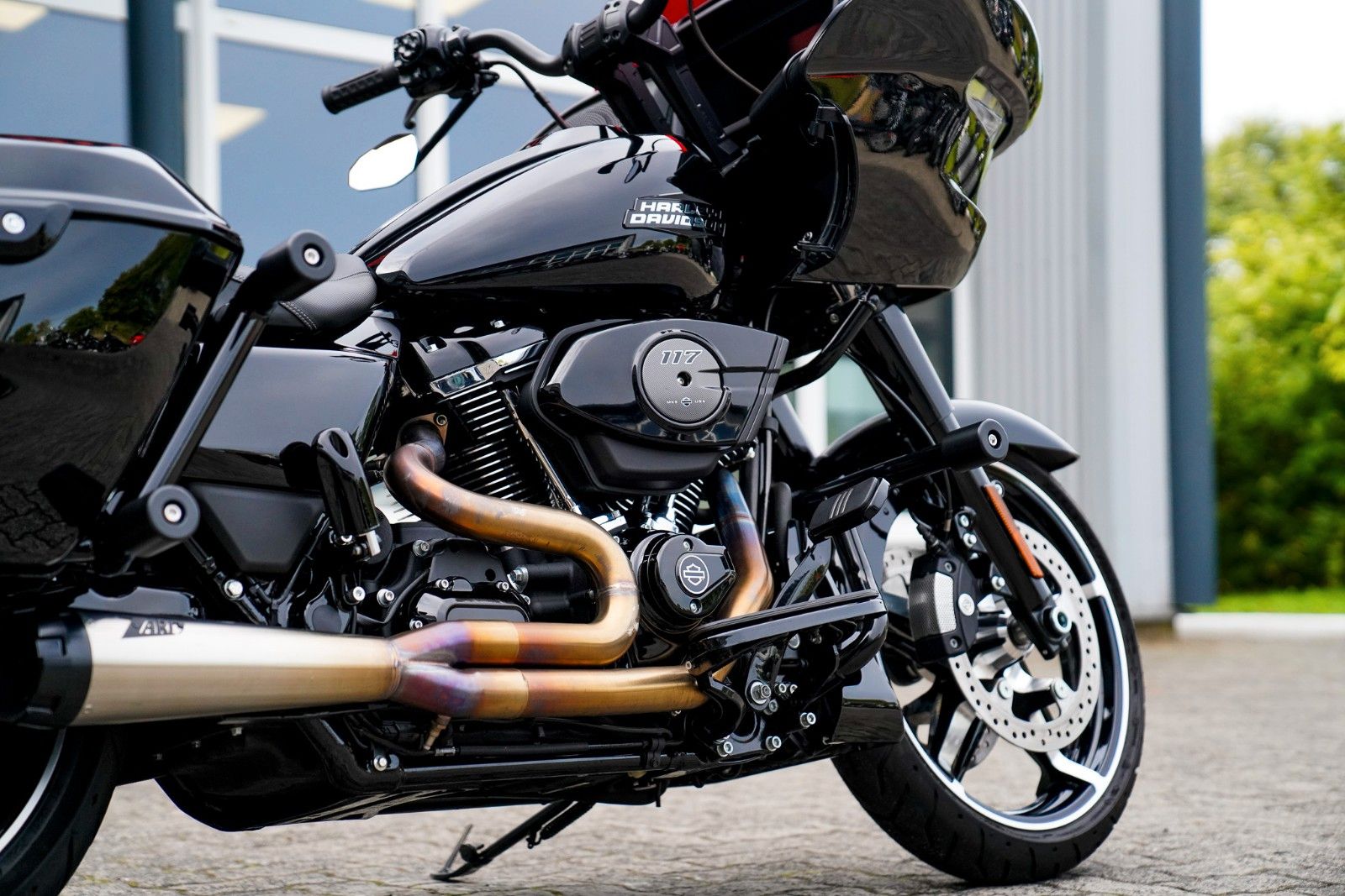Fahrzeugabbildung Harley-Davidson Road Glide FLTRX 117 Cui - Zard Rick´s Lenker -
