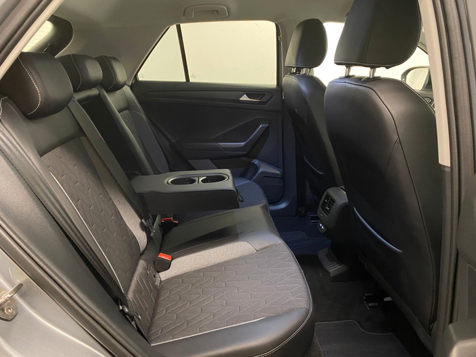 Volkswagen T-Roc - Bild 16