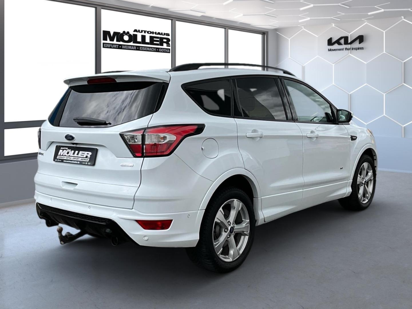 Ford Kuga 1.5 EcoBoost, ST-Line 4x4 AHK Navi Bi-Xenon