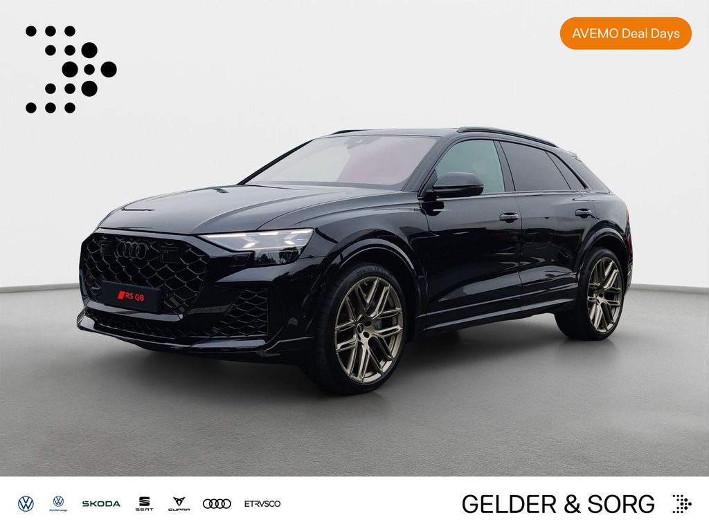 Audi RSQ8
