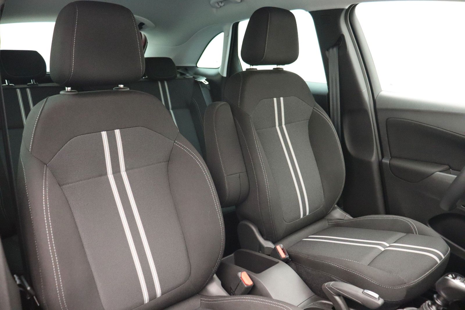 Fahrzeugabbildung Opel Crossland 1.2 Elegance NAVI LED KAMERA
