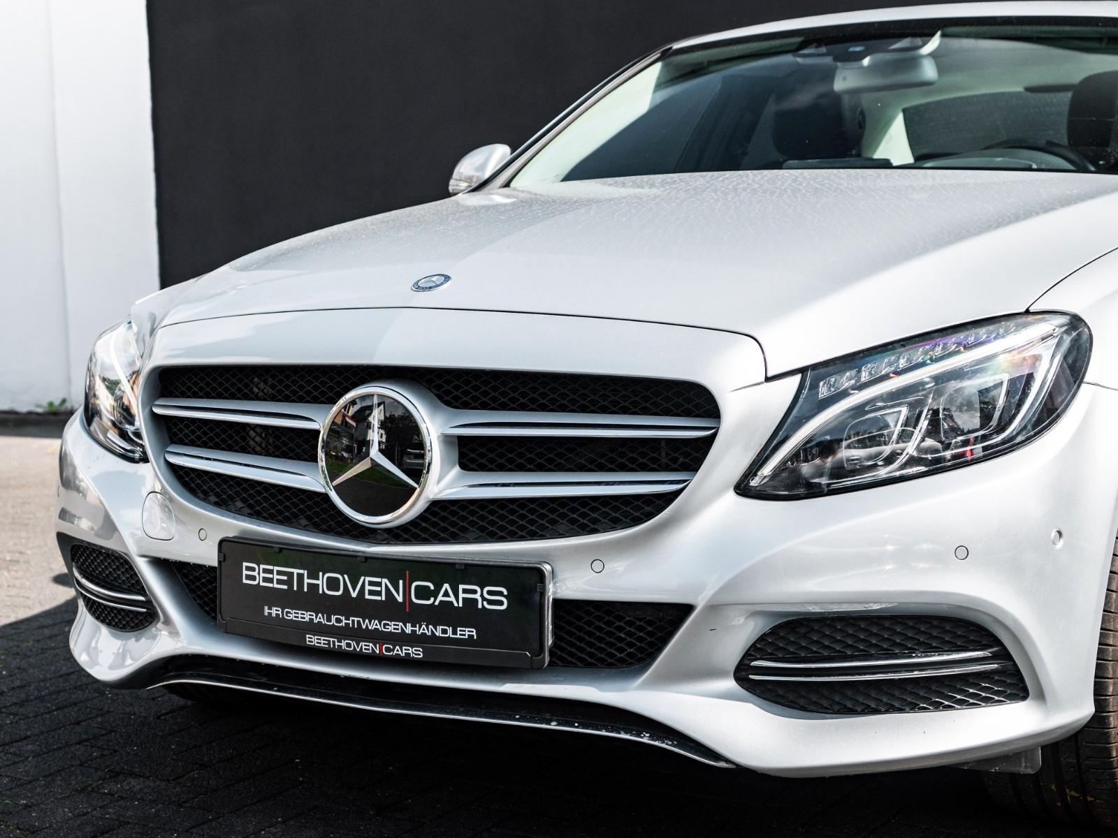 Mercedes-Benz C 400 4Matic AVANTGARDE LUXURY
