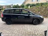 Opel Zafira Family B 1.8 Enjoy 7 Sitzer AHK - Opel Zafira Gebrauchtwagen in Freiburg