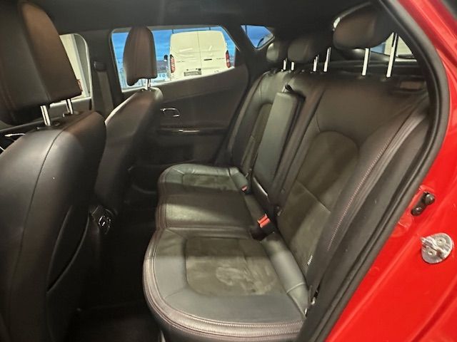 Fahrzeugabbildung Kia Ceed GT-Track 1.6 T-GDi Navi Leder Xenon Kurvenl