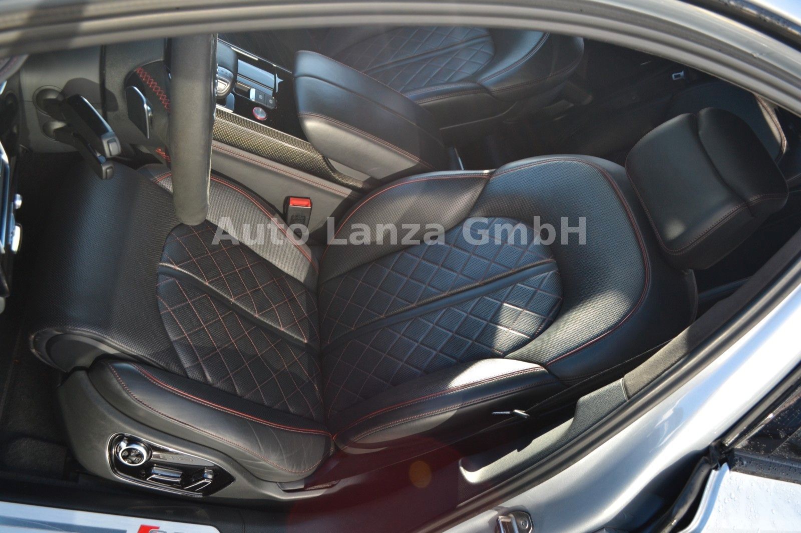 Audi S8 4.0TFSI quattro plus HD 21" LED CARBON KERAMI foto 19