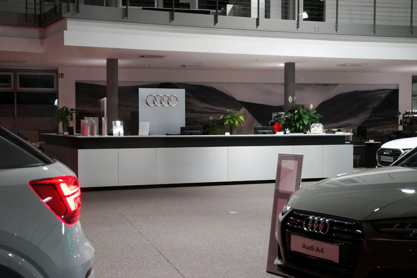 showroom-image-top