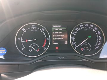 Skoda Superb - 9