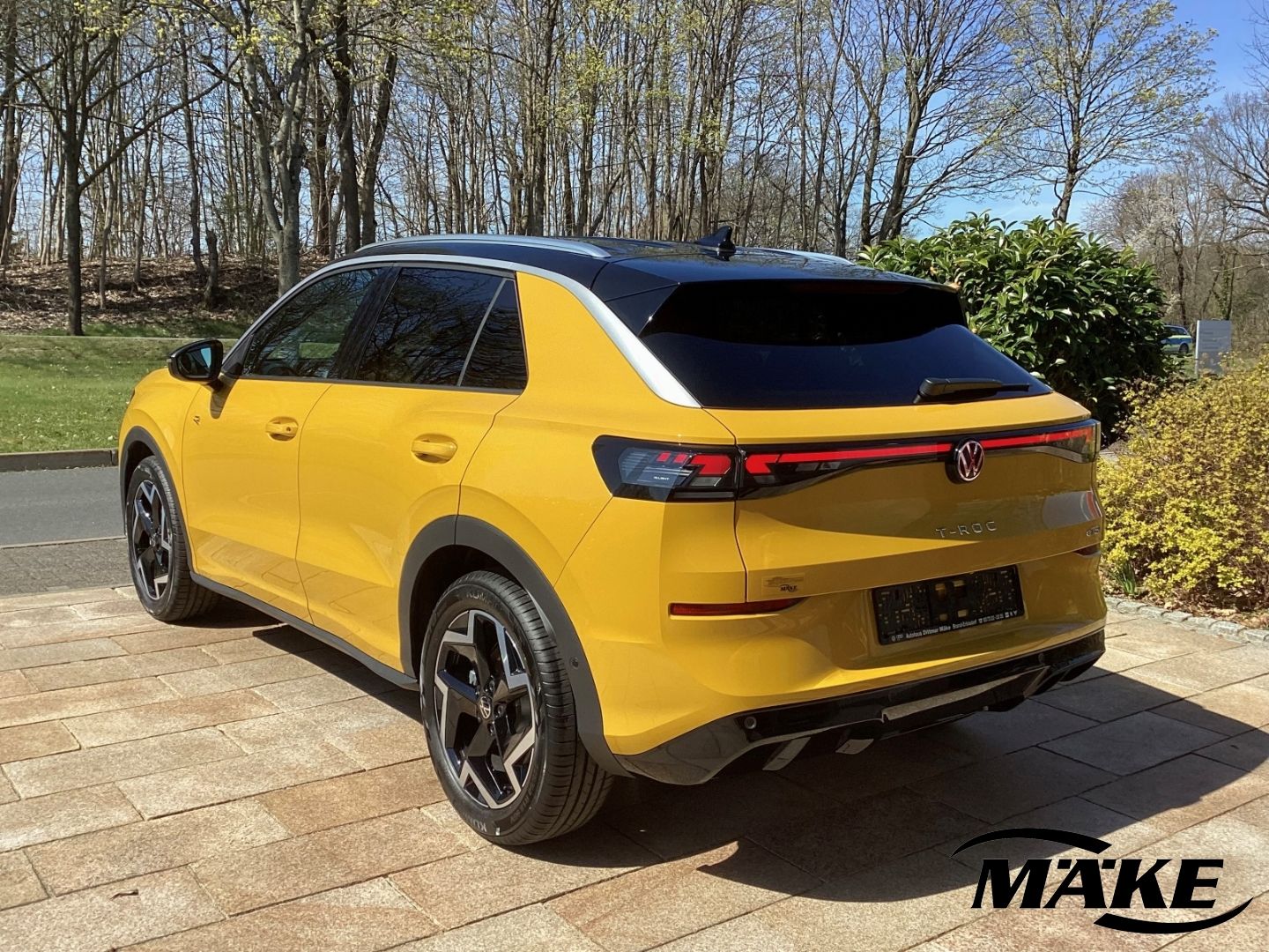 T-Roc R-Line 1.5 eTSI DSG LED+ ACC RFK NAV ALU