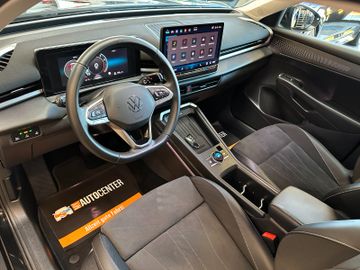 Volkswagen T-Roc *KEYLESS*MASSAGE*LENKRADHZ*ACC*CARPLAY*
