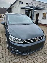 Volkswagen VW Touran 2.0 TDI - Volkswagen Touran mit Diesel-Antrieb: Geländewagen, Automatik