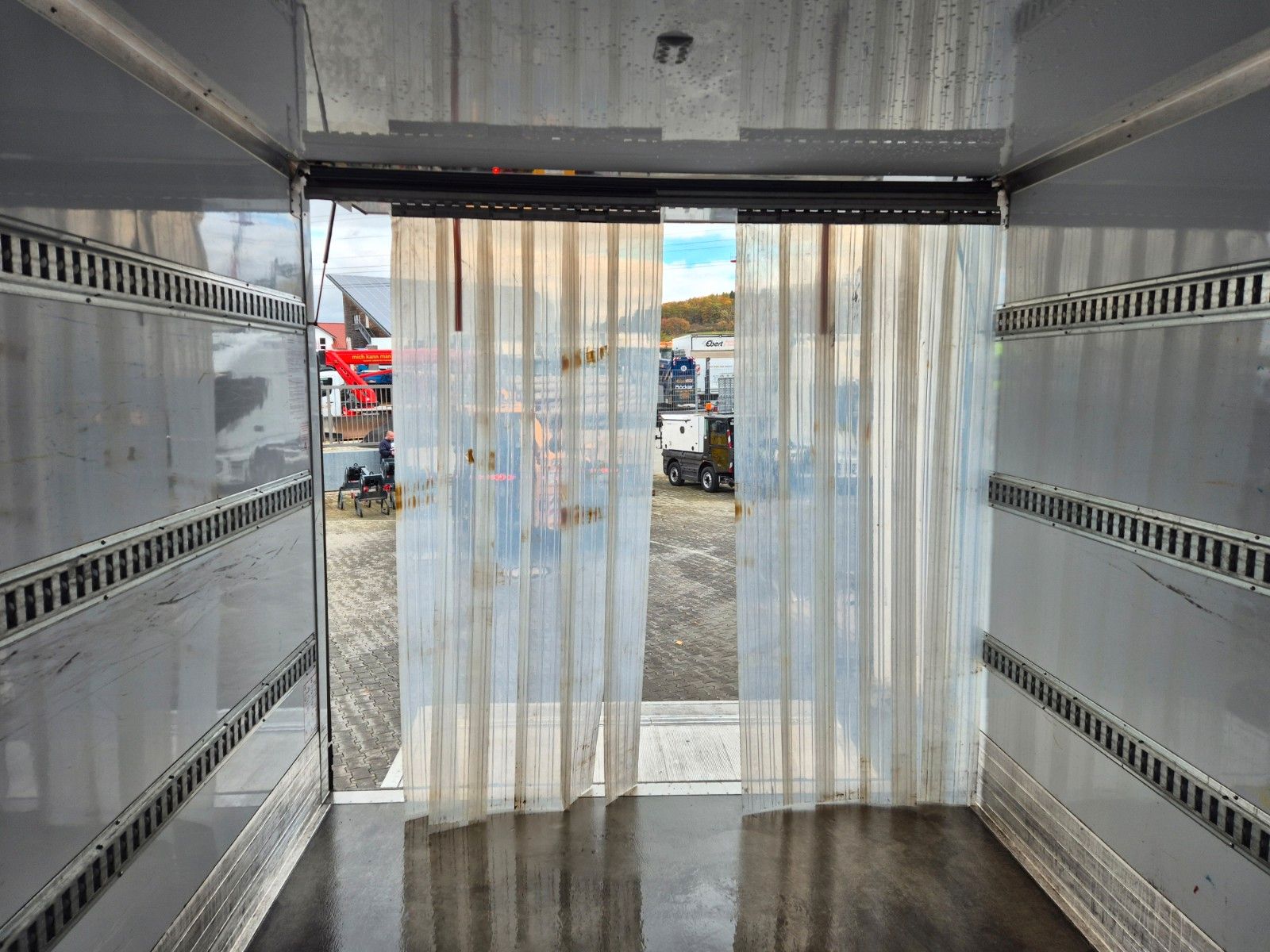 Fahrzeugabbildung Mercedes-Benz Atego 818 L 4x2 LBW ThermoKing V-600