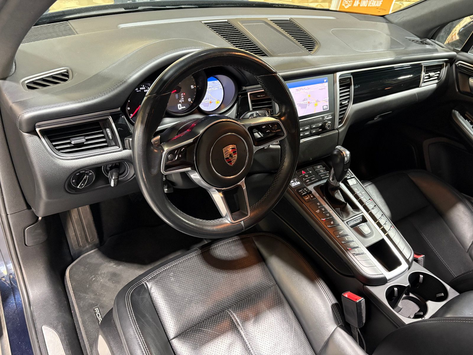 Fahrzeugabbildung Porsche Macan S Diesel/PANO/APPLE/NAVI/PDC/TEMPOMAT/SHZ