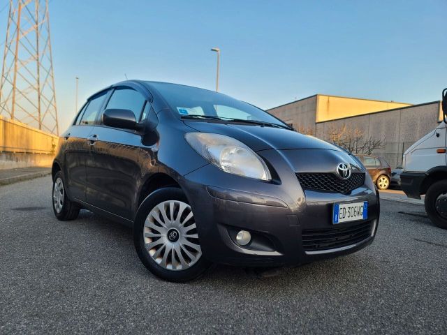 Toyota Yaris 1.3 5 porte Sol E5