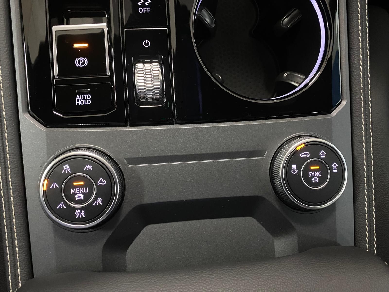 Fahrzeugabbildung Volkswagen Touareg 3.0 V6 TDI 4Motion Elegance+AHK
