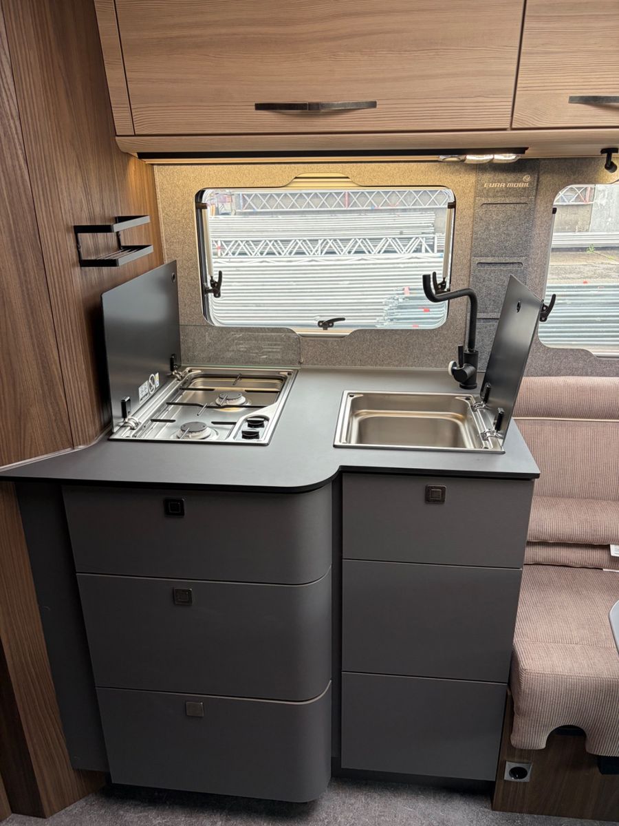 Fahrzeugabbildung Eura Mobil Profila T 726 QF