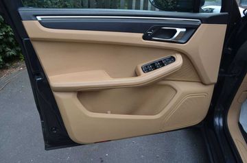 Porsche Macan - 12