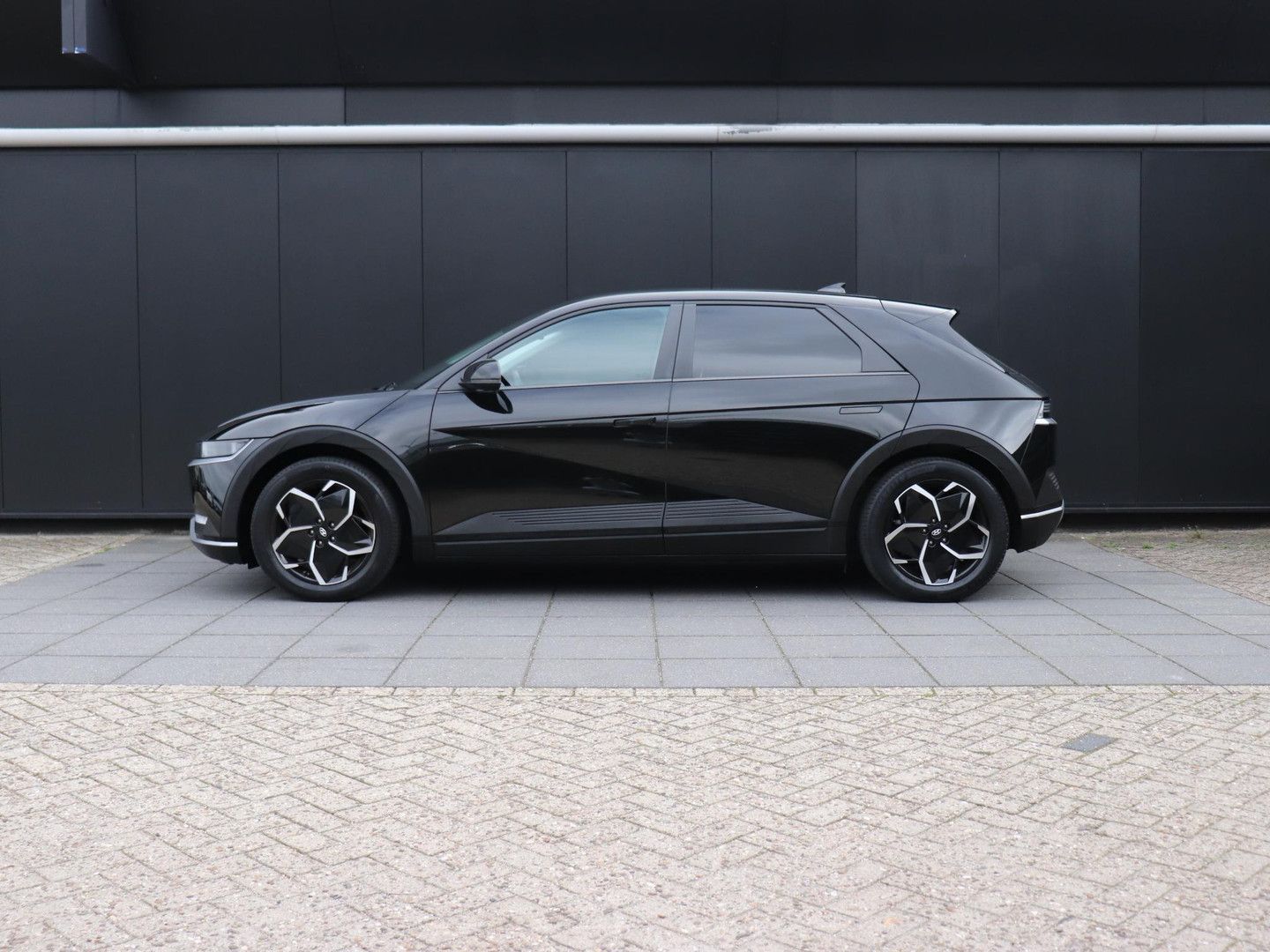 Hyundai IONIQ 5 Connect+ AWD 73kWh | SOH 96.7% | LEDER | imagem 2