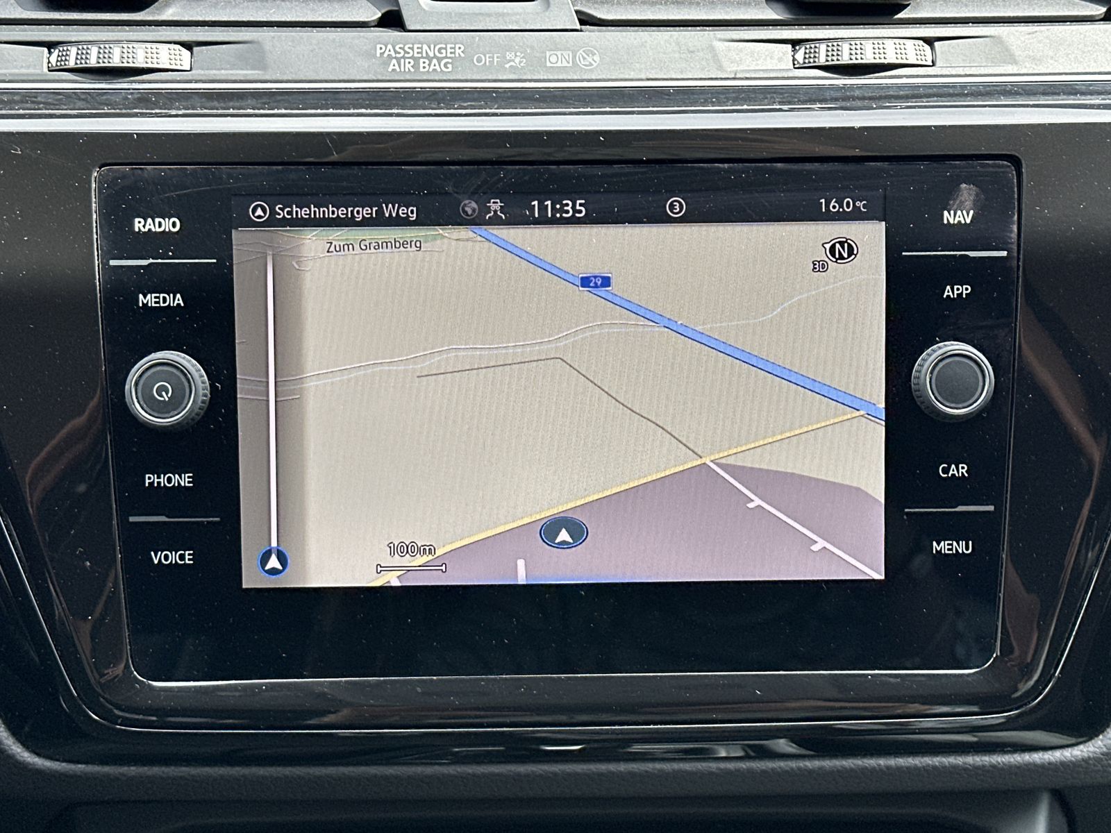 Fahrzeugabbildung Volkswagen Touran Comfortline 2.0 TDI DSG NAV+LED+ACC+AHK