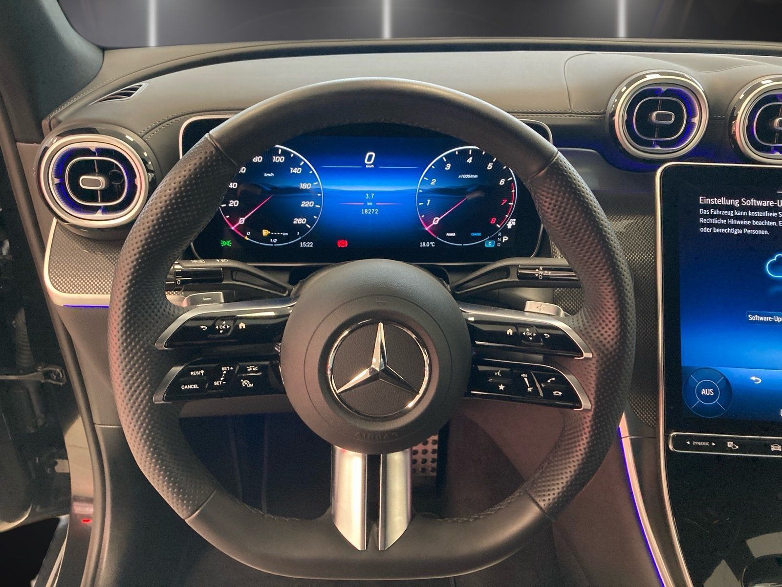 Fahrzeugabbildung Mercedes-Benz GLC 200 4M Coupe AMG*AHK*Distr*Totwink*Memo*Kam*