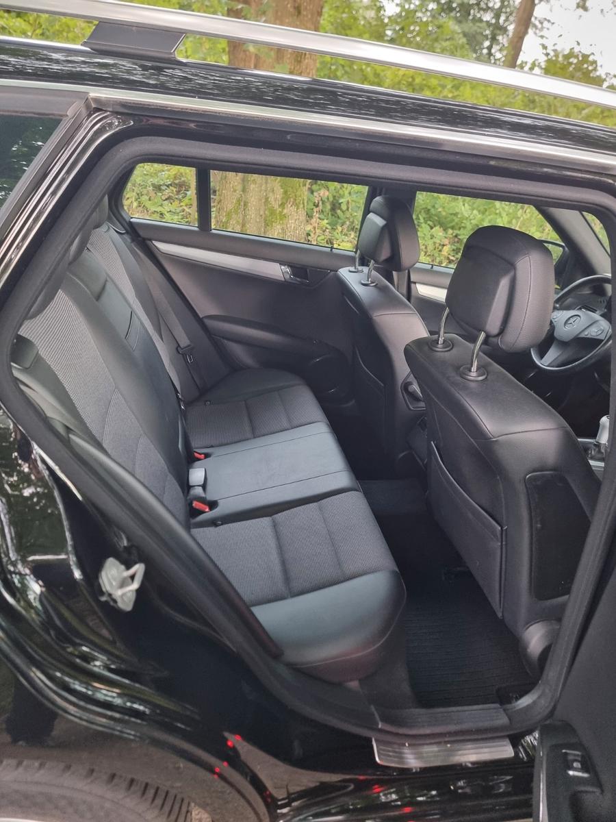 Mercedes-Benz C220 2008 — photo 8