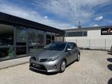 Toyota Auris Active*Kamera*Pano*Klimaautomatik*Navi* - Toyota Auris mit Diesel-Antrieb